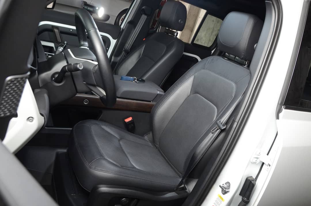 2023 Land Rover Defender 110 X-Dynamic SE — photo 14