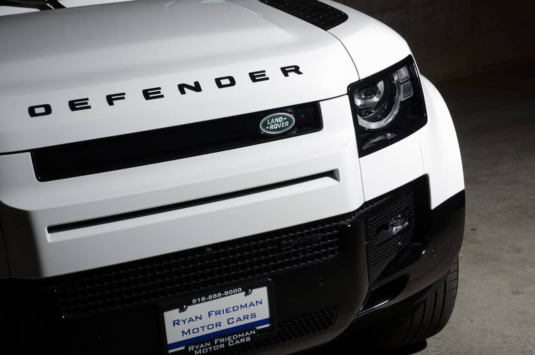 2023 Land Rover Defender 110 X-Dynamic SE — photo 16