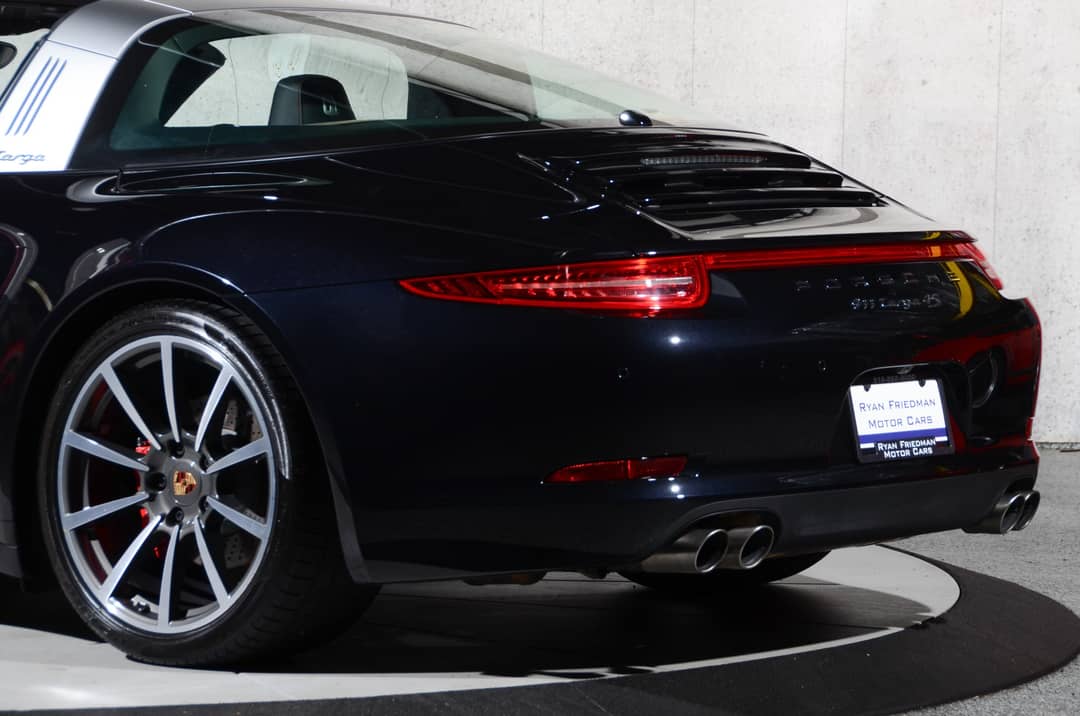 2015 Porsche 911 Targa 4S — photo 19