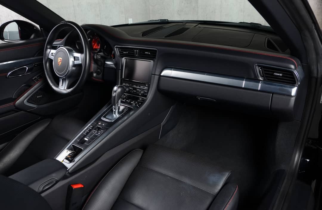 2015 Porsche 911 Targa 4S — photo 28