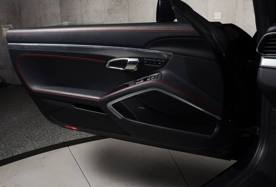2015 Porsche 911 Targa 4S — photo 34