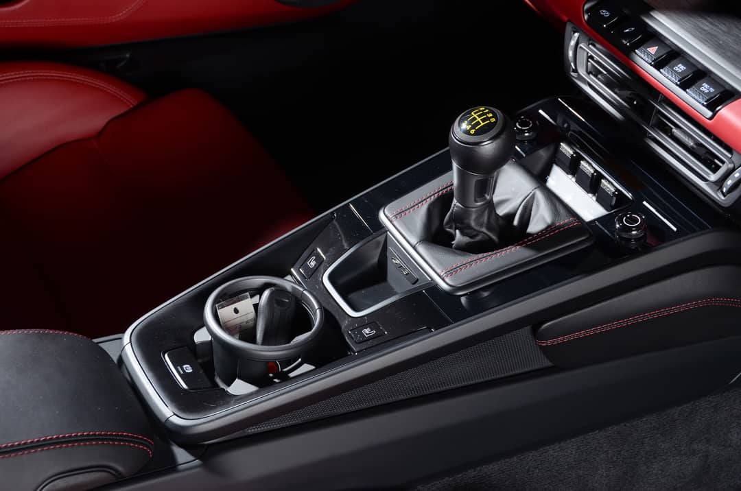 2022 Porsche 911 GT3 Touring — photo 21