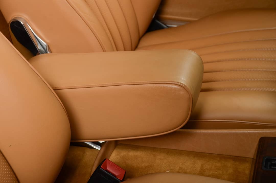 1989 Mercedes-Benz 560-Class 560 SL — photo 20