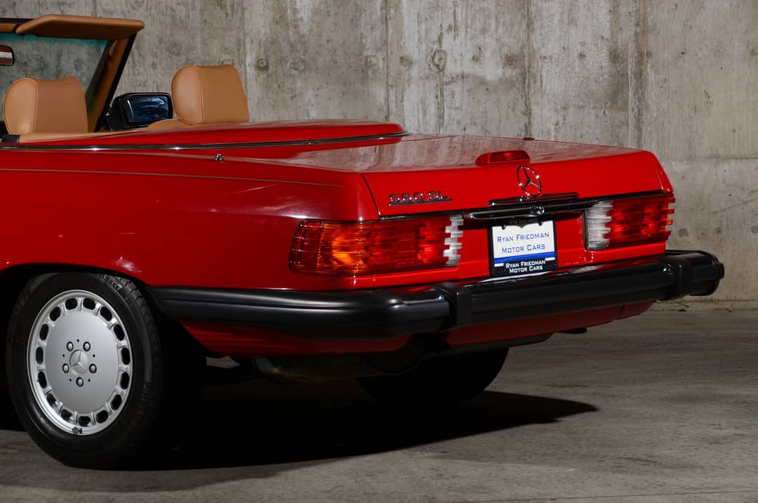 1989 Mercedes-Benz 560-Class 560 SL — photo 40