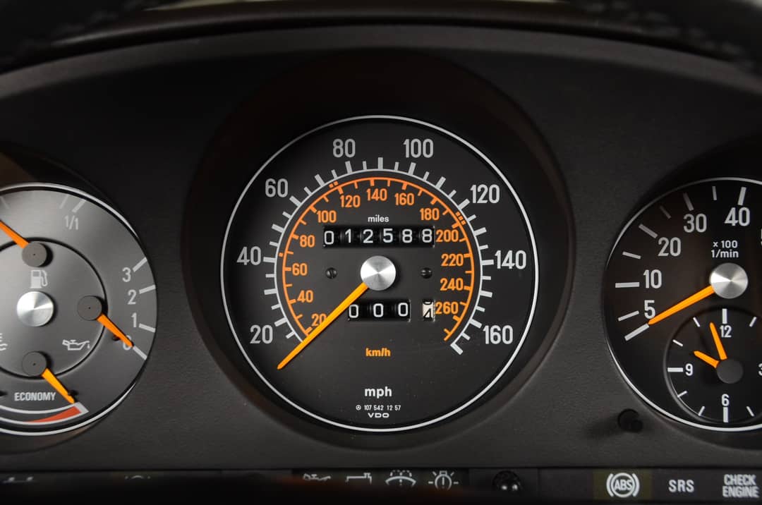 1989 Mercedes-Benz 560-Class 560 SL — photo 49