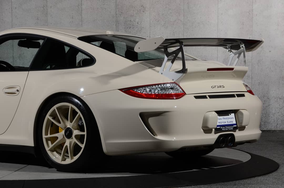 2010 Porsche 911 GT3 RS — photo 23
