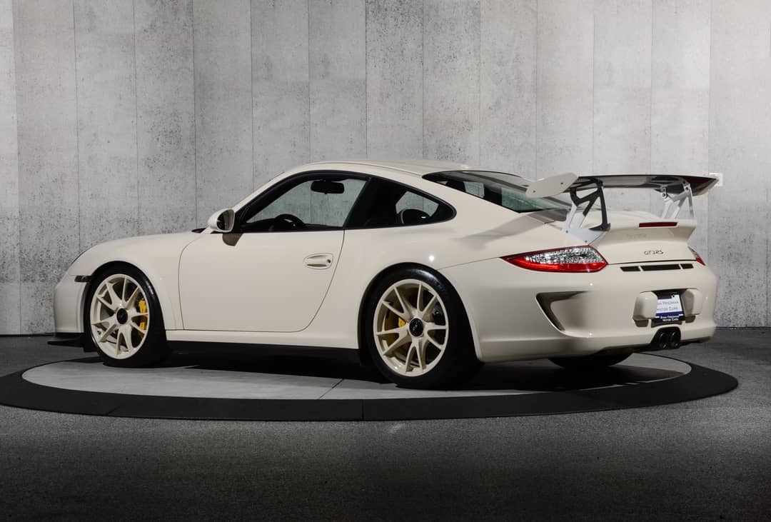 2010 Porsche 911 GT3 RS — photo 24