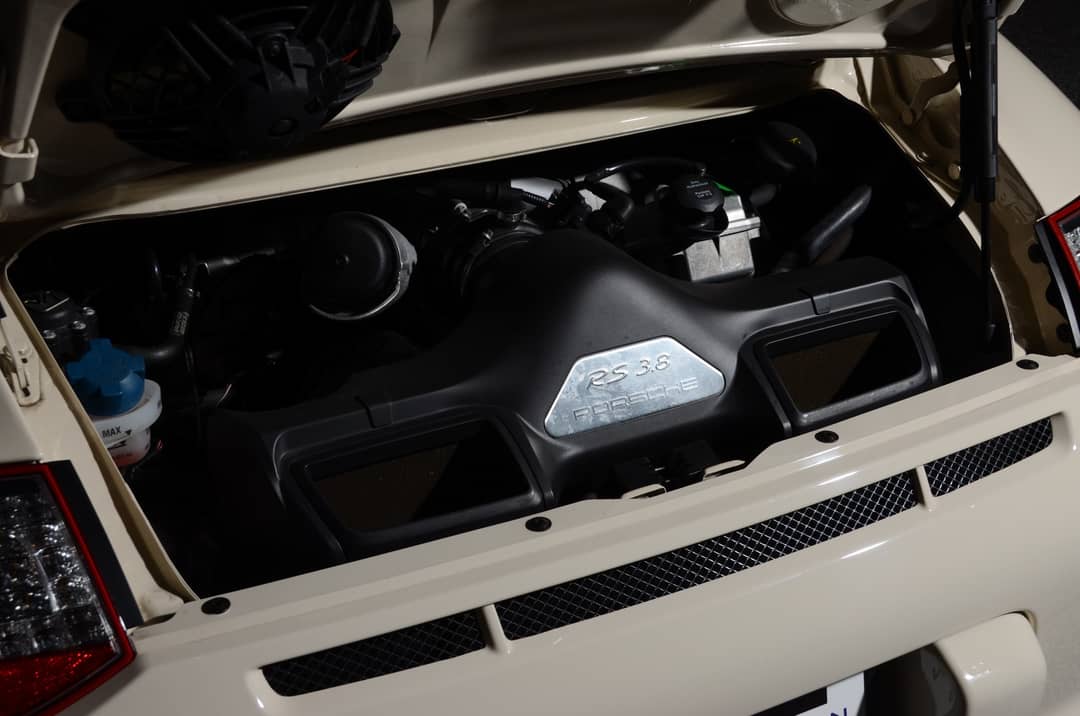 2010 Porsche 911 GT3 RS — photo 29