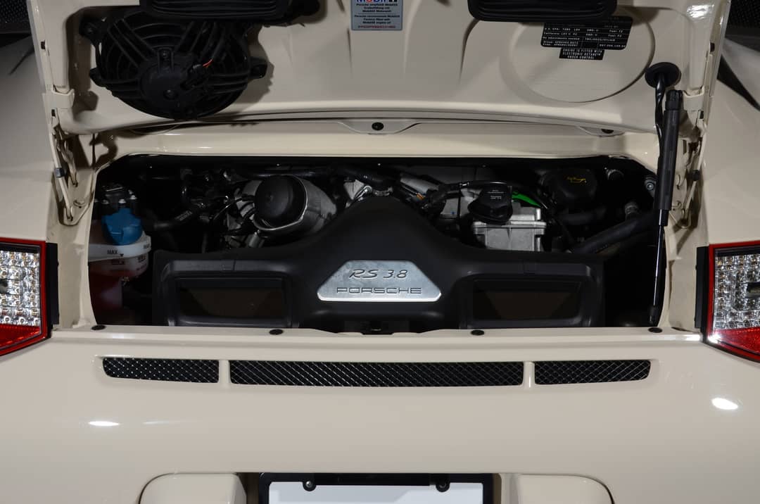 2010 Porsche 911 GT3 RS — photo 30