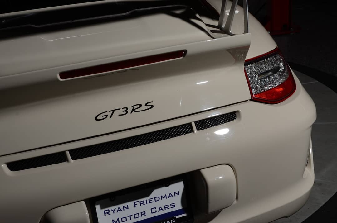 2010 Porsche 911 GT3 RS — photo 31
