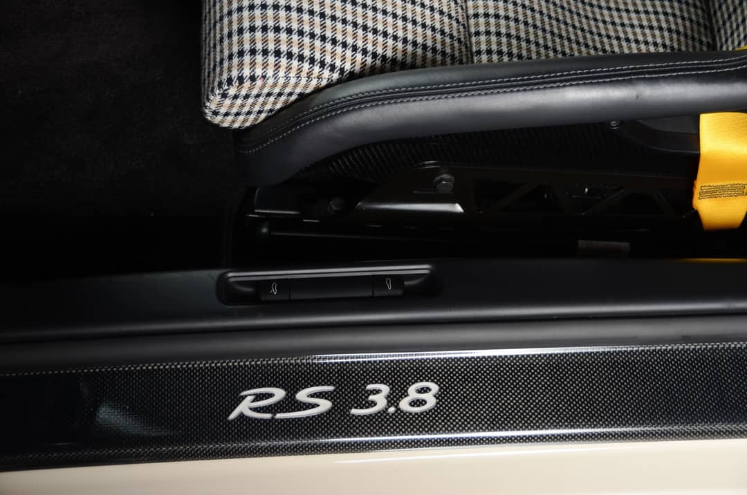 2010 Porsche 911 GT3 RS — photo 53