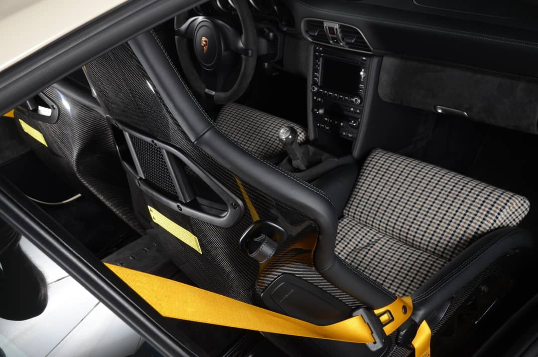 2010 Porsche 911 GT3 RS — photo 60