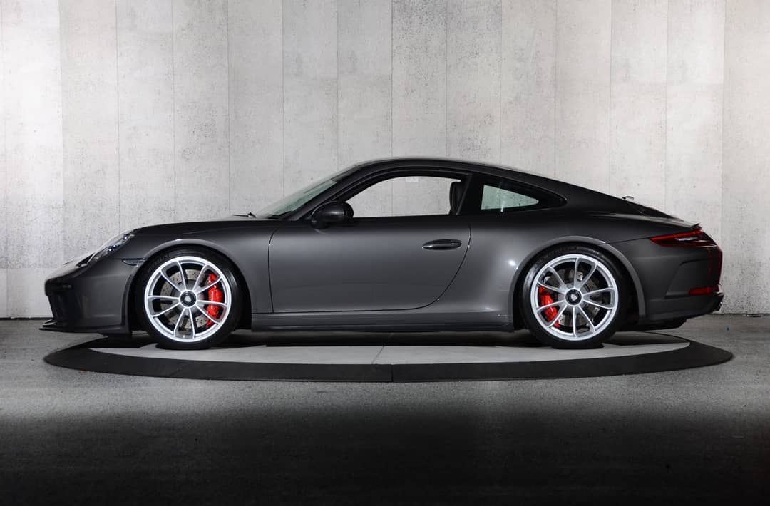 2018 Porsche 911 GT3 — photo 14