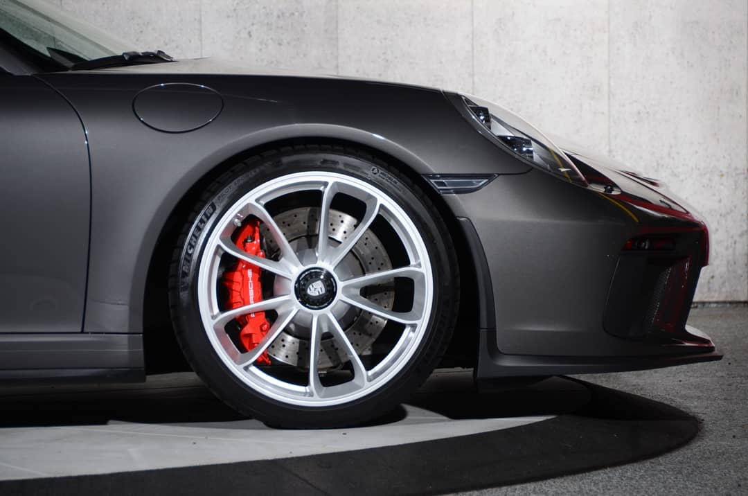 2018 Porsche 911 GT3 — photo 3