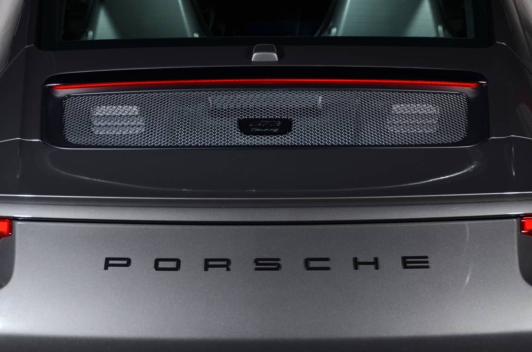 2018 Porsche 911 GT3 — photo 21