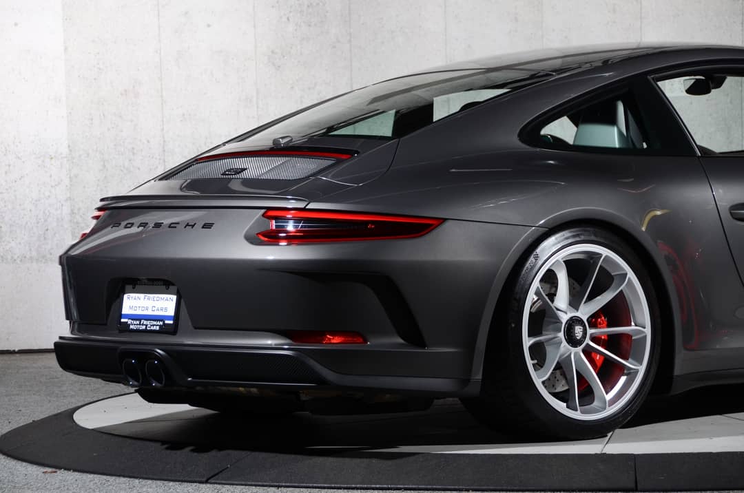 2018 Porsche 911 GT3 — photo 24