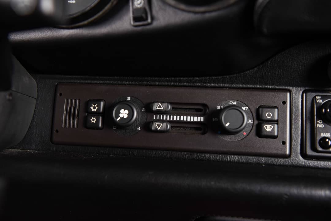 1996 Porsche 911 Turbo — photo 26