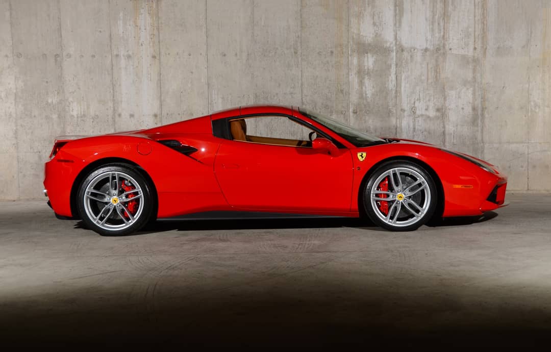 2016 Ferrari 488 Spider — photo 2