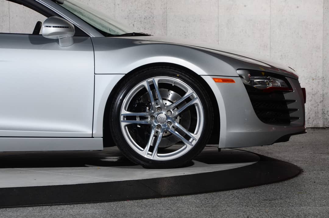 2009 Audi R8 quattro — photo 2