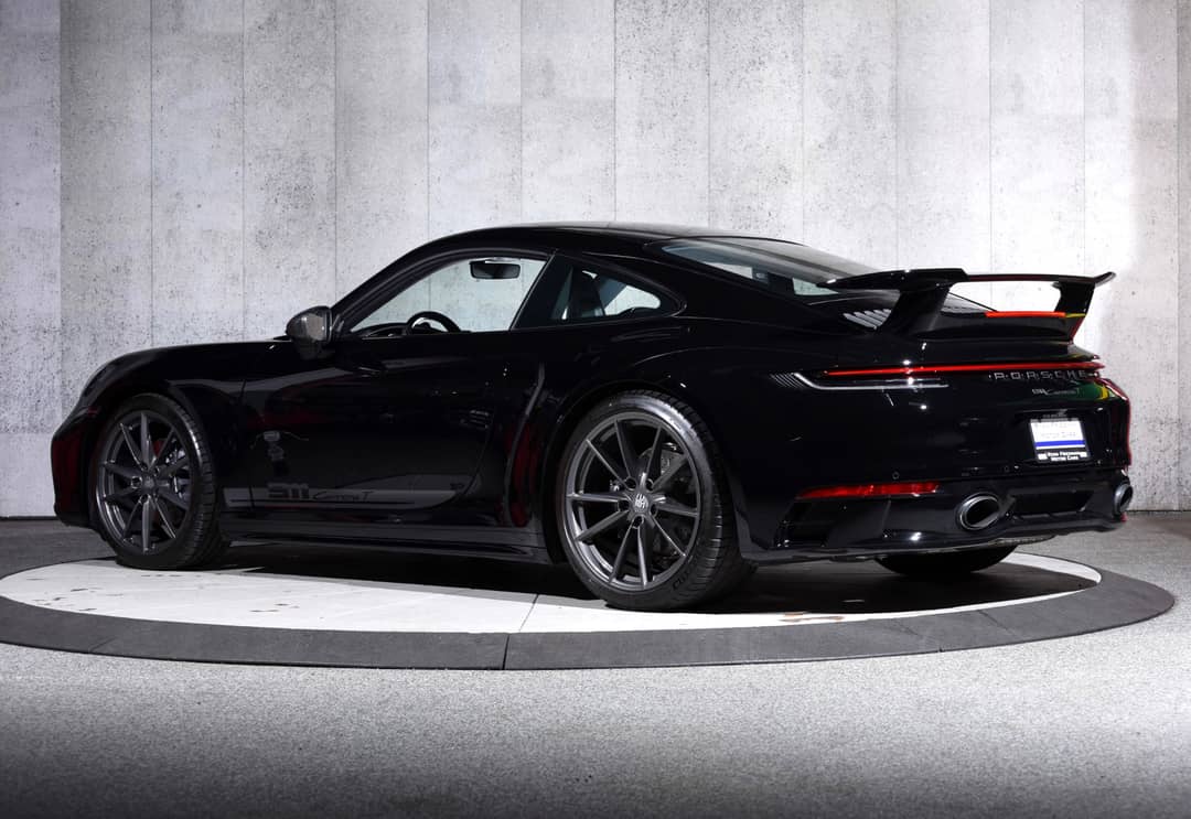 2024 Porsche 911 Carrera T — photo 3