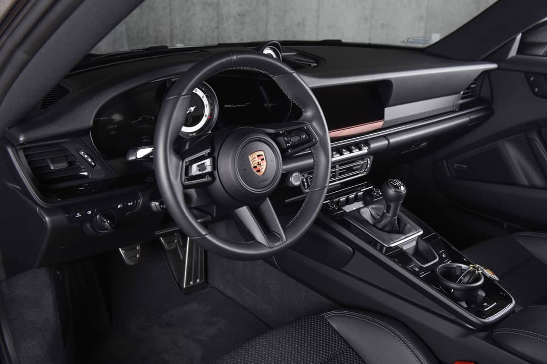 2024 Porsche 911 Carrera T — photo 4
