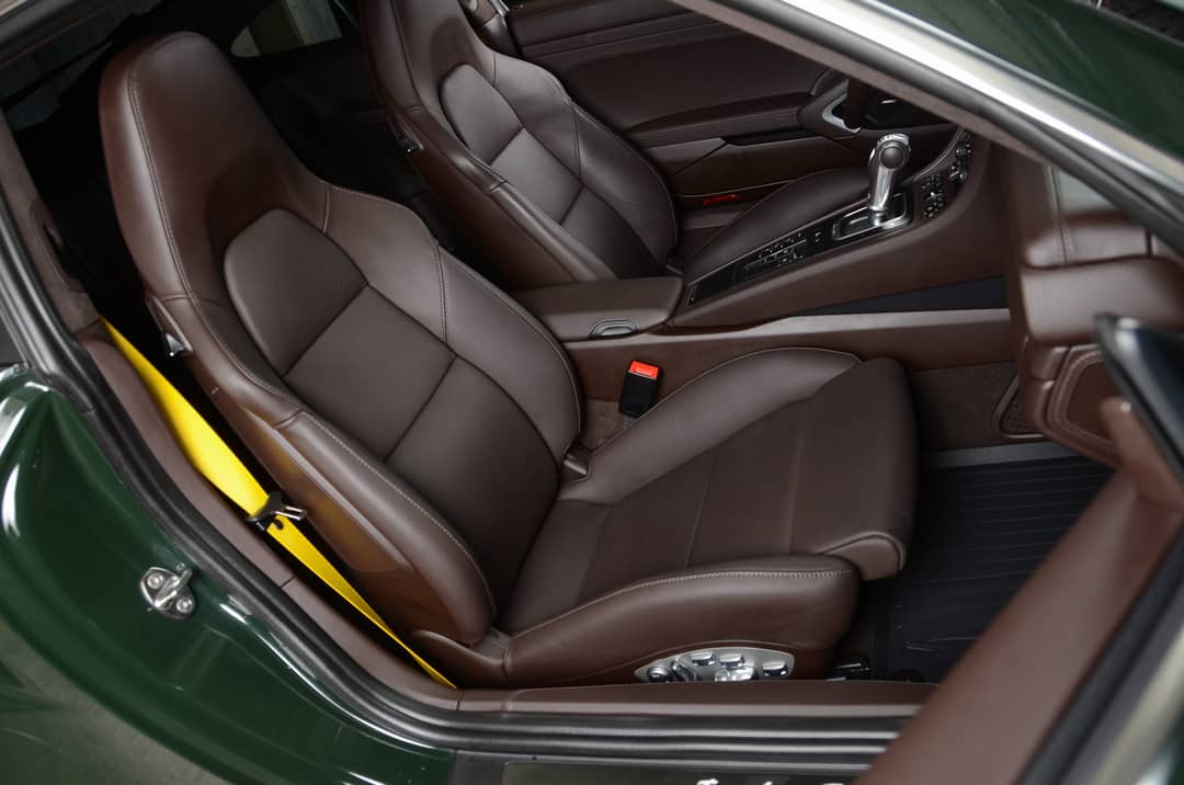 2015 Porsche 911 Turbo S — photo 12
