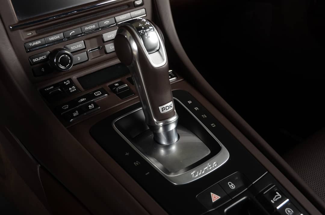 2015 Porsche 911 Turbo S — photo 39