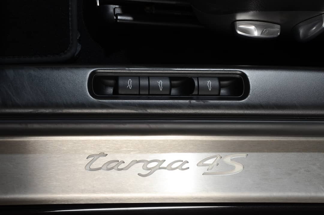 2012 Porsche 911 Targa 4S — photo 23