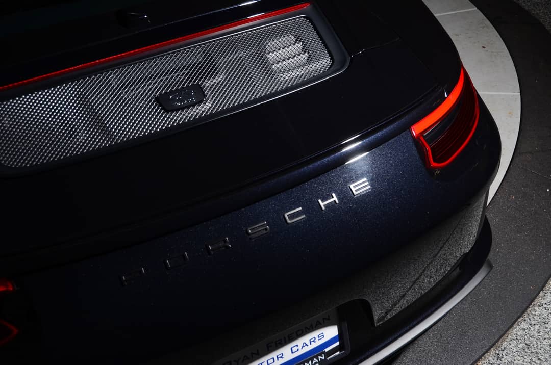 2018 Porsche 911 GT3 Touring — photo 22