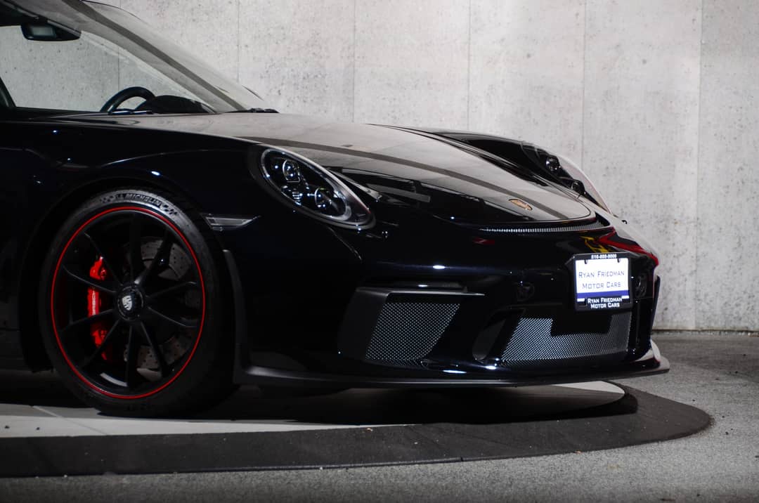 2018 Porsche 911 GT3 Touring — photo 4