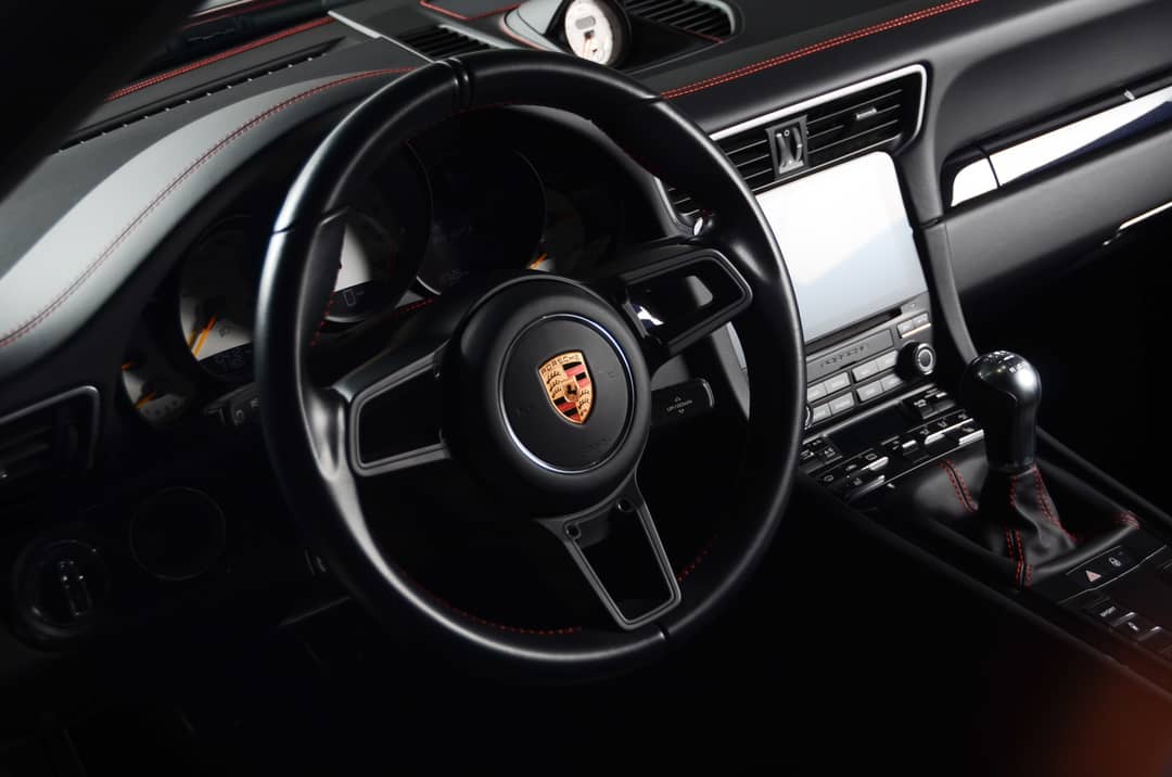 2018 Porsche 911 GT3 Touring — photo 37