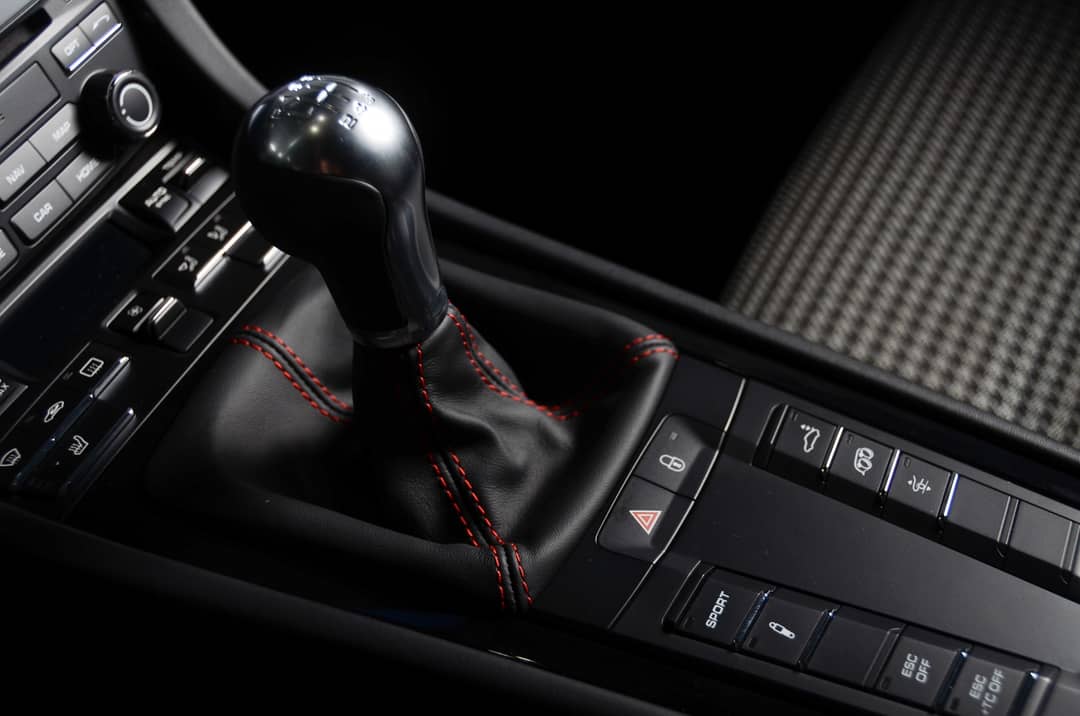 2018 Porsche 911 GT3 Touring — photo 38