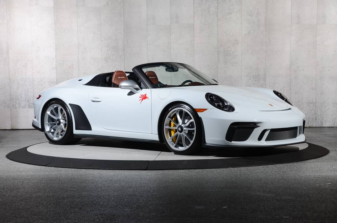 2019 Porsche 911 Speedster — photo 12