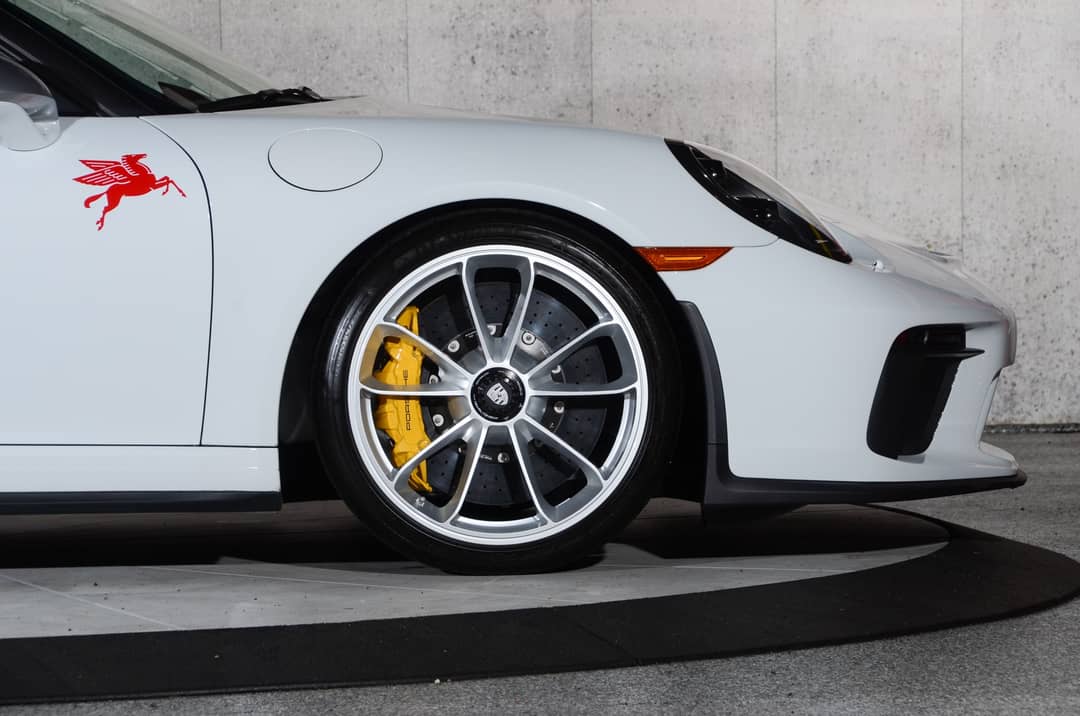 2019 Porsche 911 Speedster — photo 3