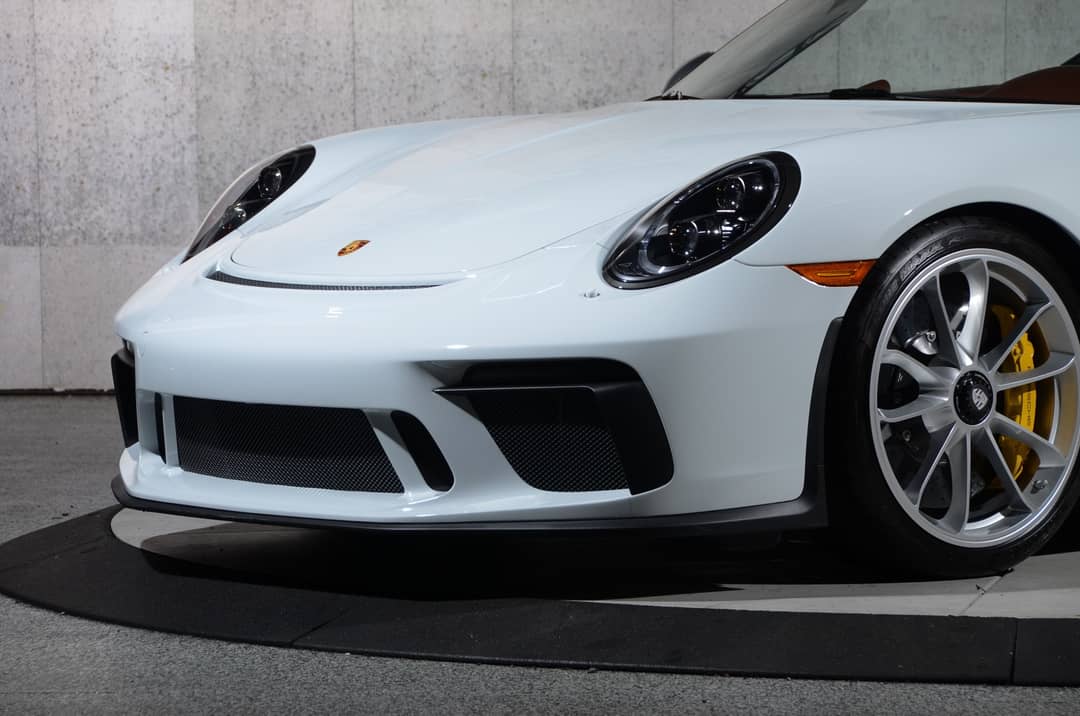 2019 Porsche 911 Speedster — photo 22
