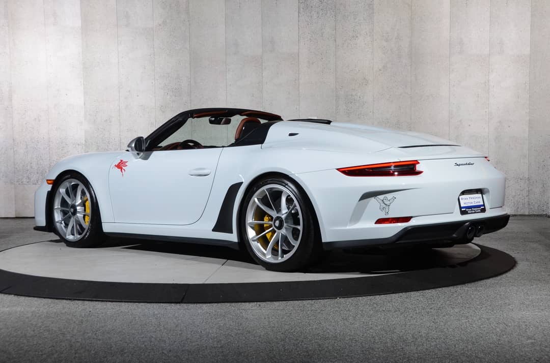 2019 Porsche 911 Speedster — photo 29
