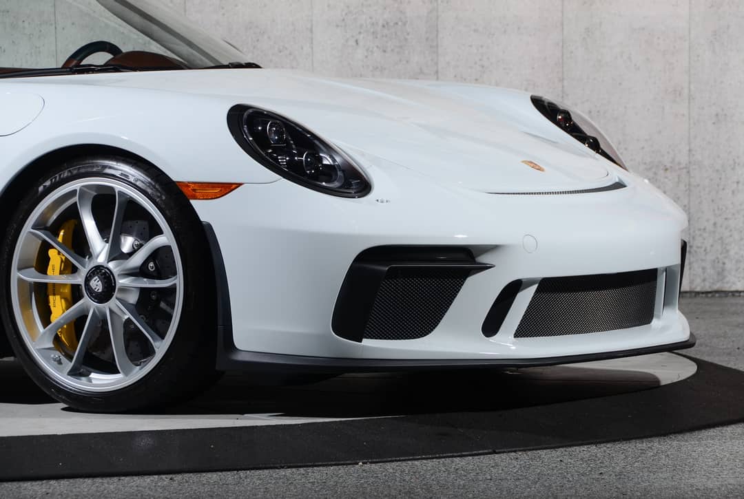 2019 Porsche 911 Speedster — photo 10