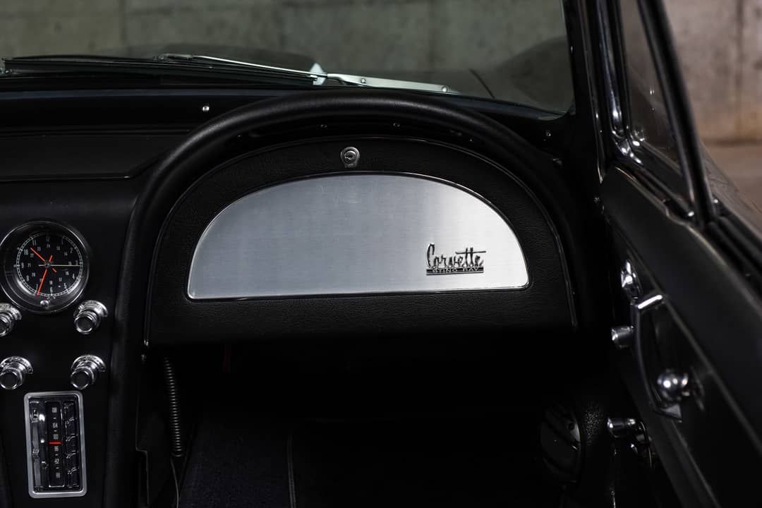 1966 Chevrolet Corvette — photo 15