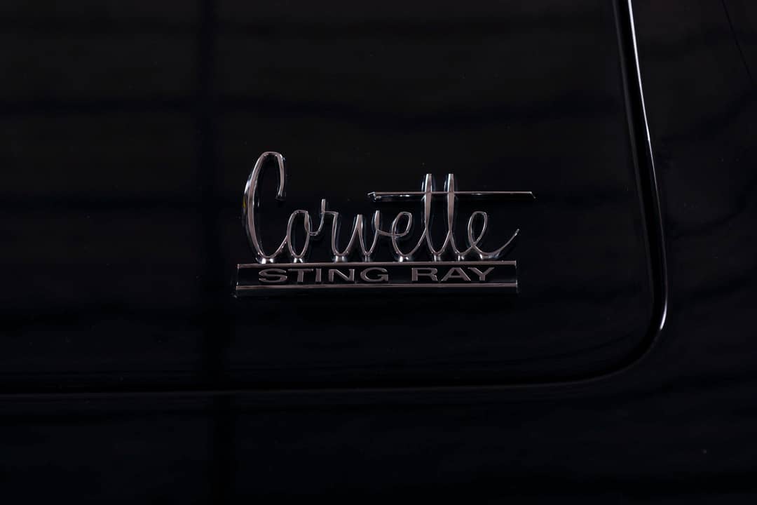 1966 Chevrolet Corvette — photo 25