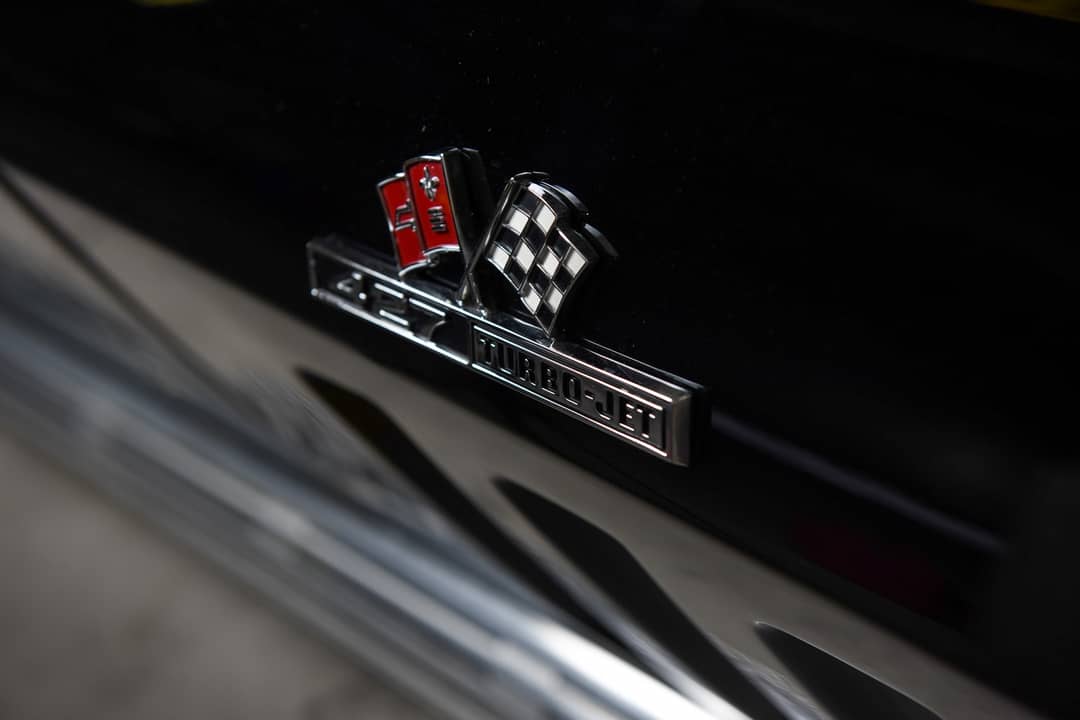 1966 Chevrolet Corvette — photo 27
