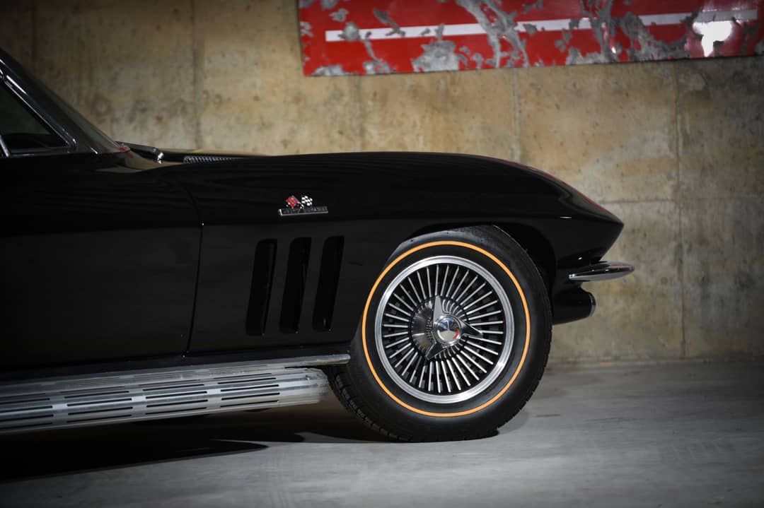 1966 Chevrolet Corvette — photo 4