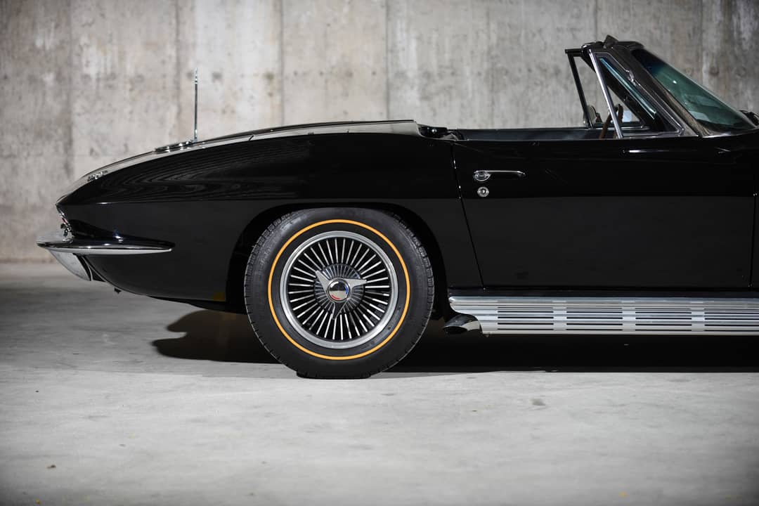 1966 Chevrolet Corvette — photo 40