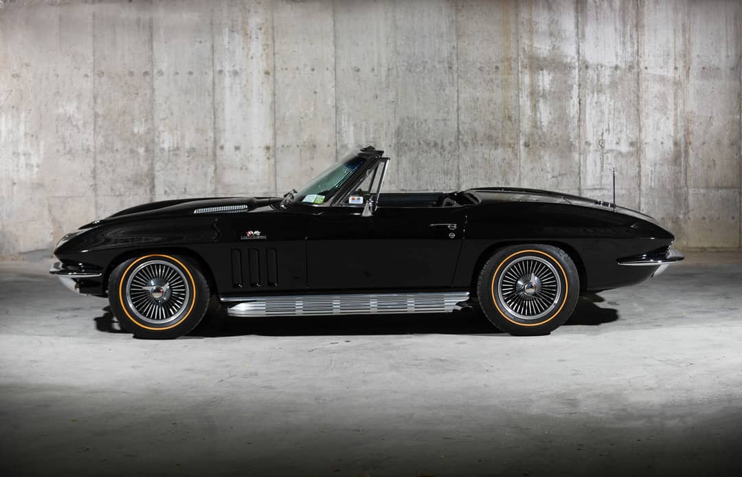 1966 Chevrolet Corvette — photo 8