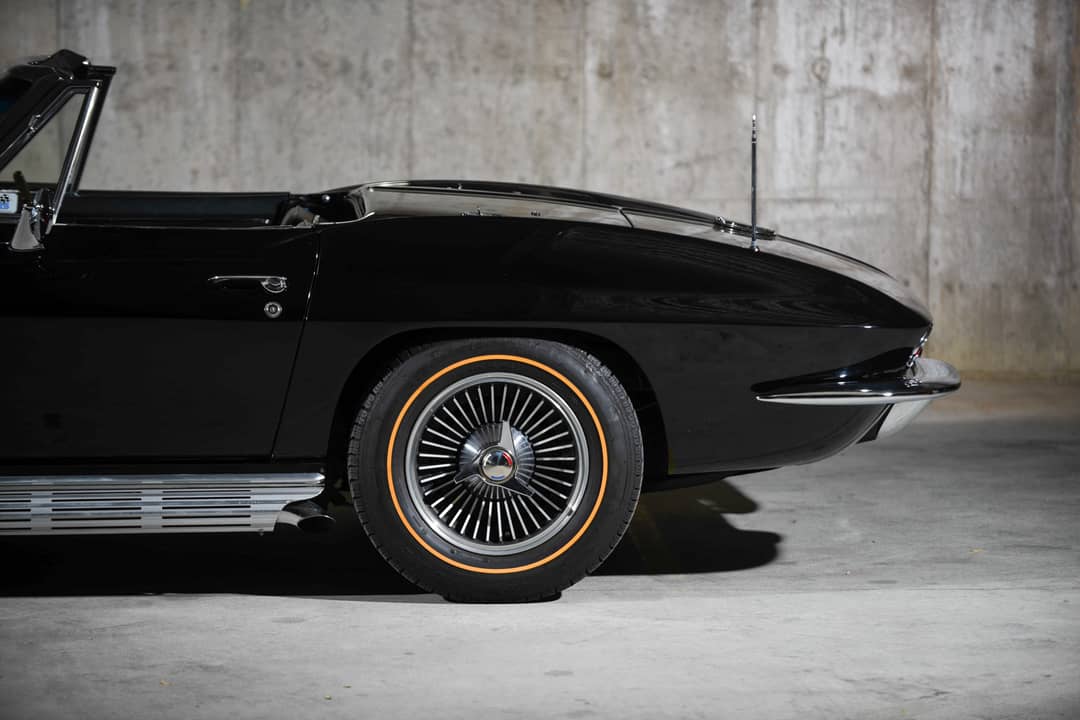 1966 Chevrolet Corvette — photo 9