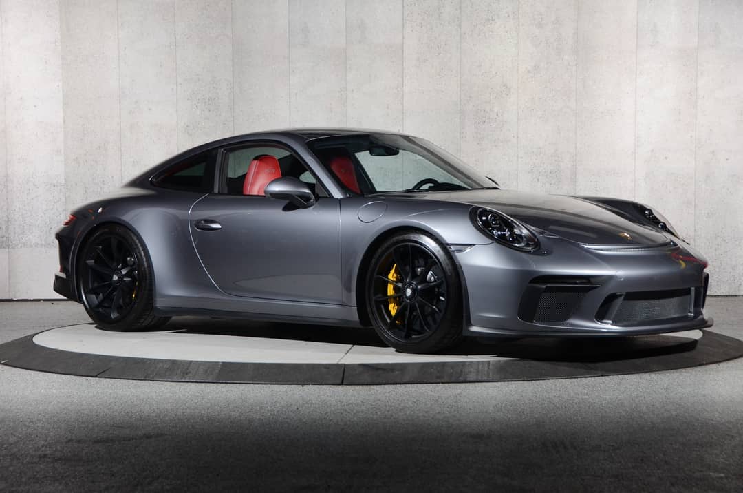 2018 Porsche 911 GT3 Touring — photo 2
