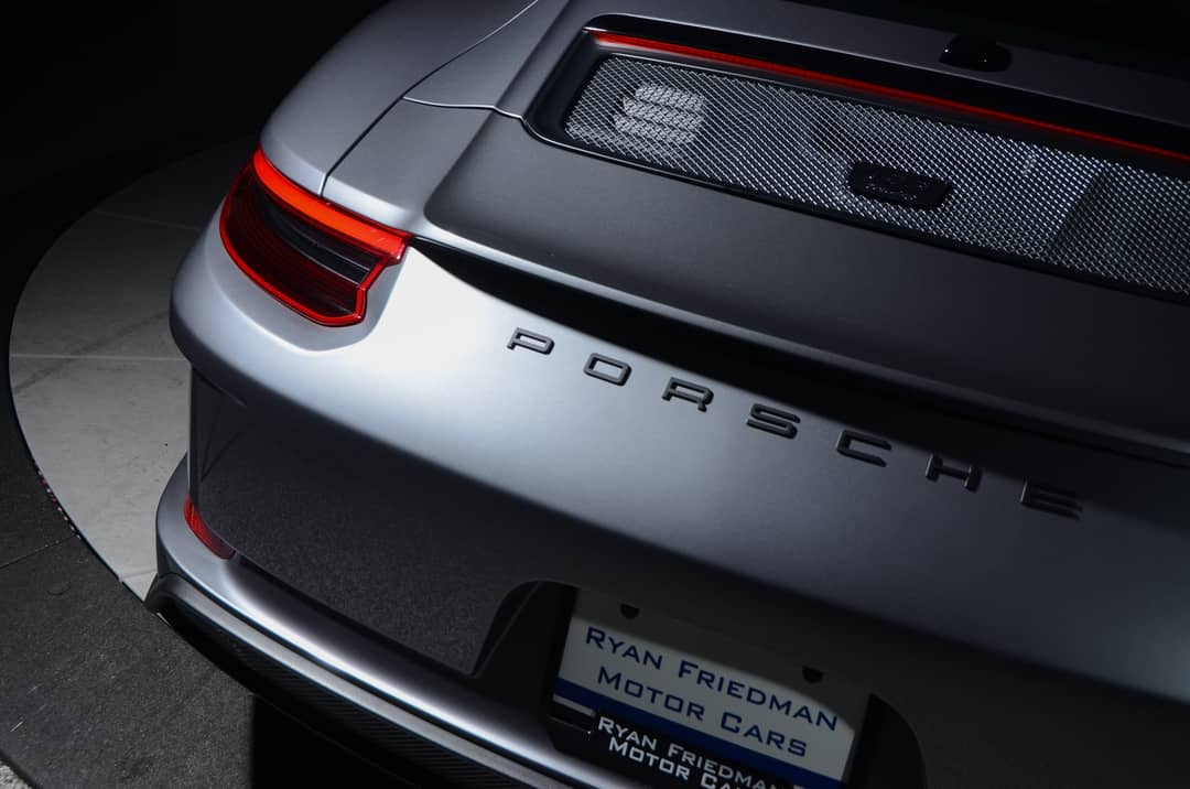 2018 Porsche 911 GT3 Touring — photo 14