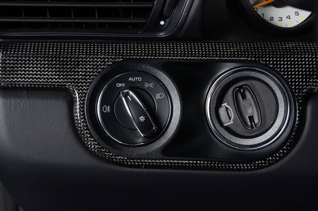 2018 Porsche 911 GT3 Touring — photo 29
