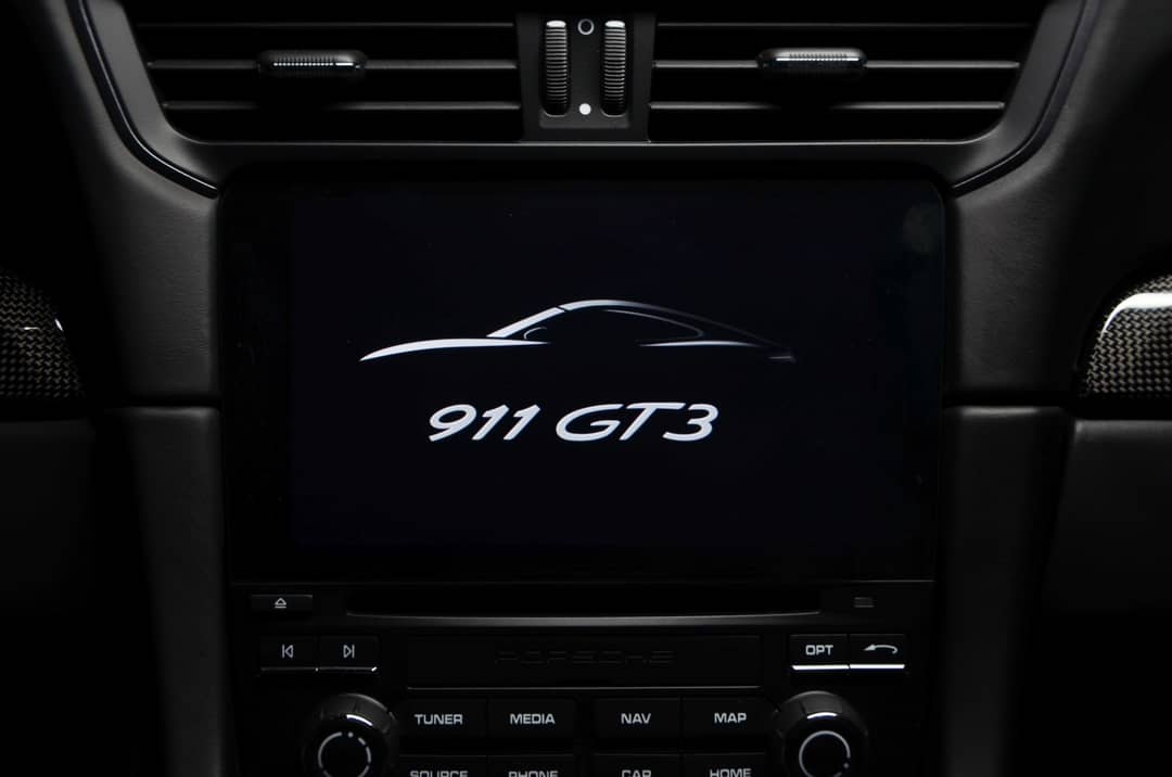 2018 Porsche 911 GT3 Touring — photo 32