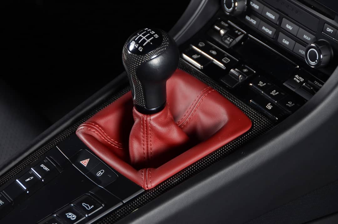 2018 Porsche 911 GT3 Touring — photo 39