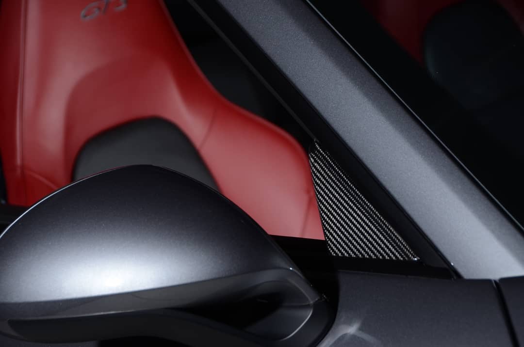 2018 Porsche 911 GT3 Touring — photo 43